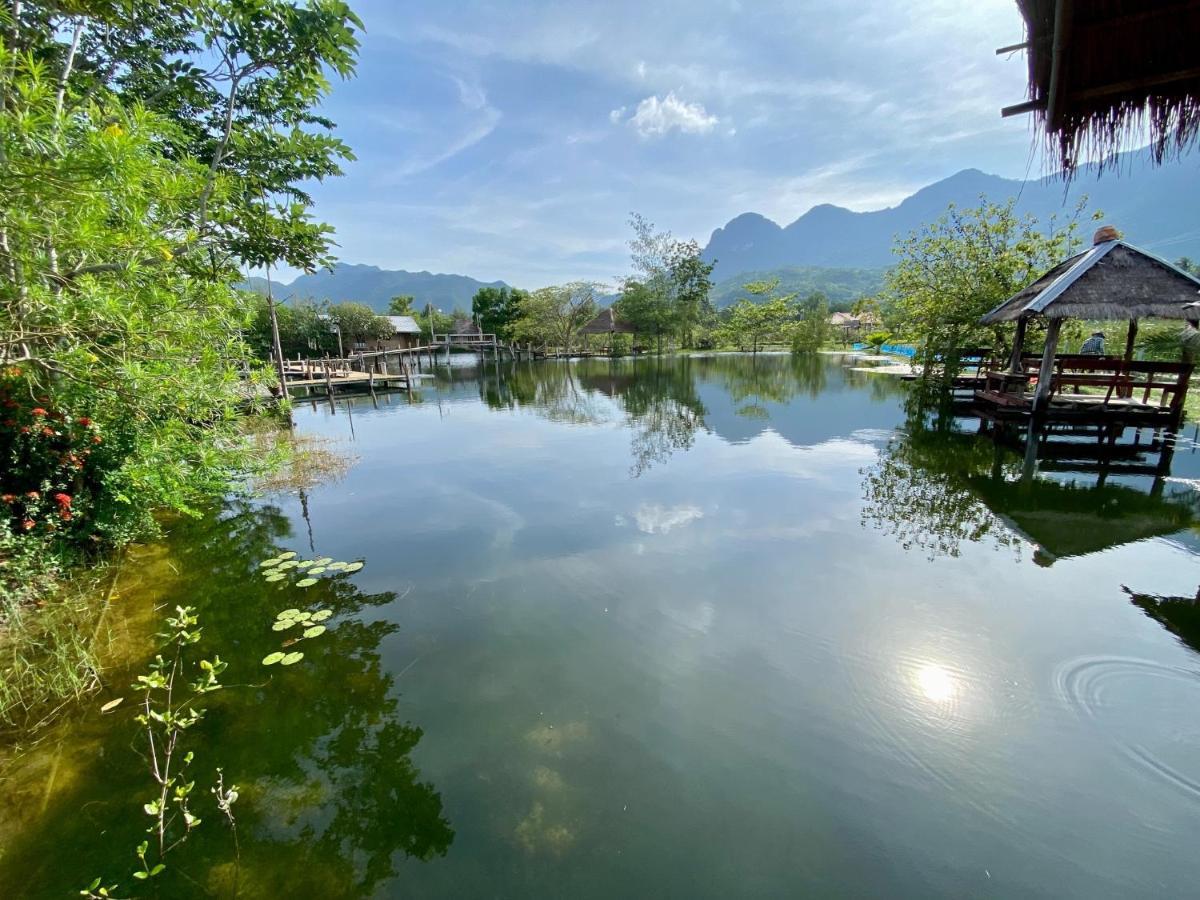 Hotel Numpu Baandin Sam Roi Yot Exterior foto
