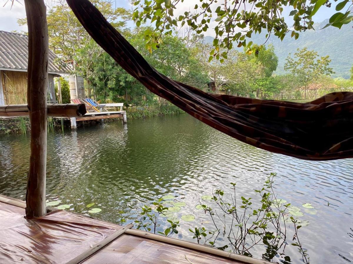 Hotel Numpu Baandin Sam Roi Yot Exterior foto