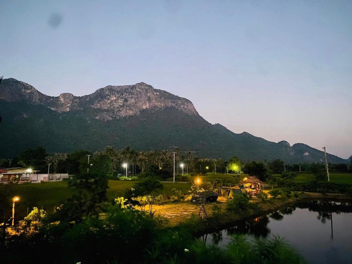 Hotel Numpu Baandin Sam Roi Yot Exterior foto