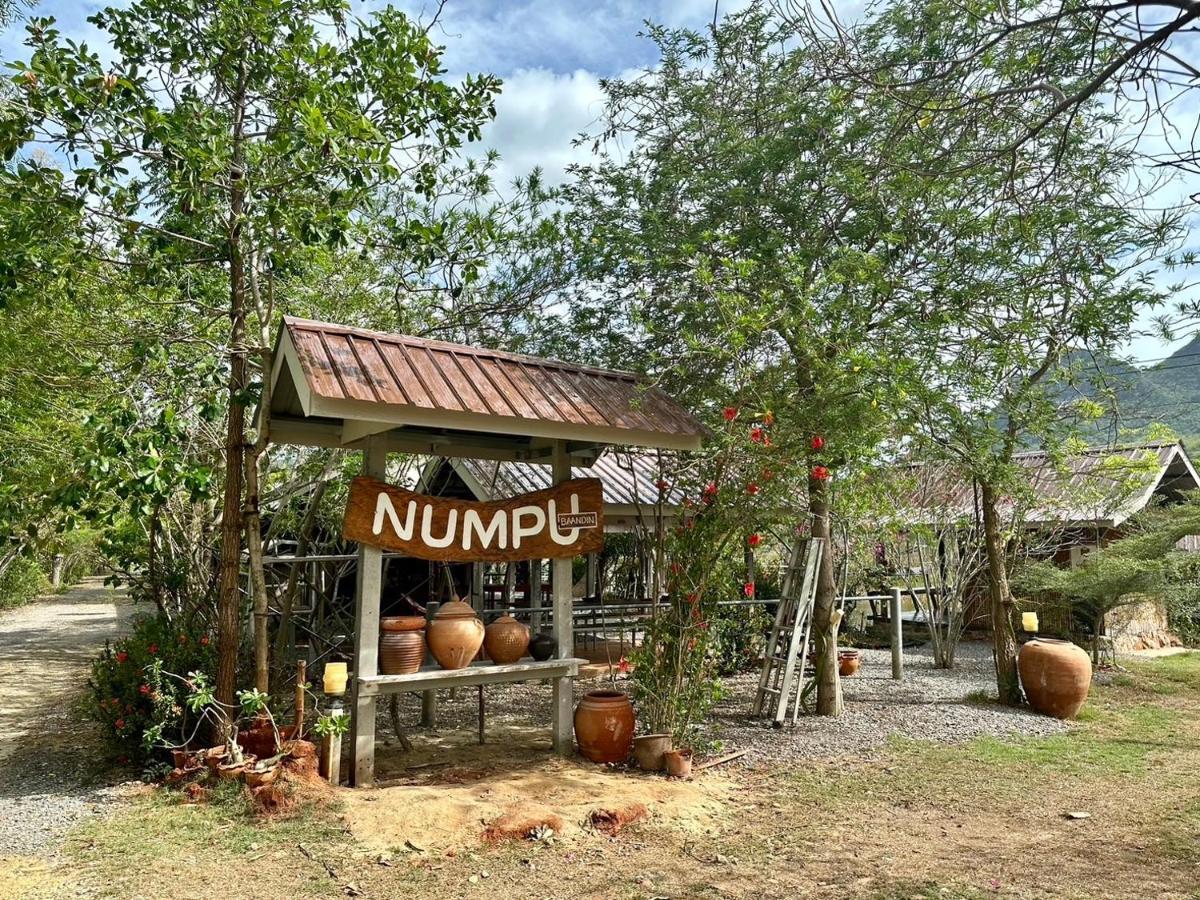 Hotel Numpu Baandin Sam Roi Yot Exterior foto
