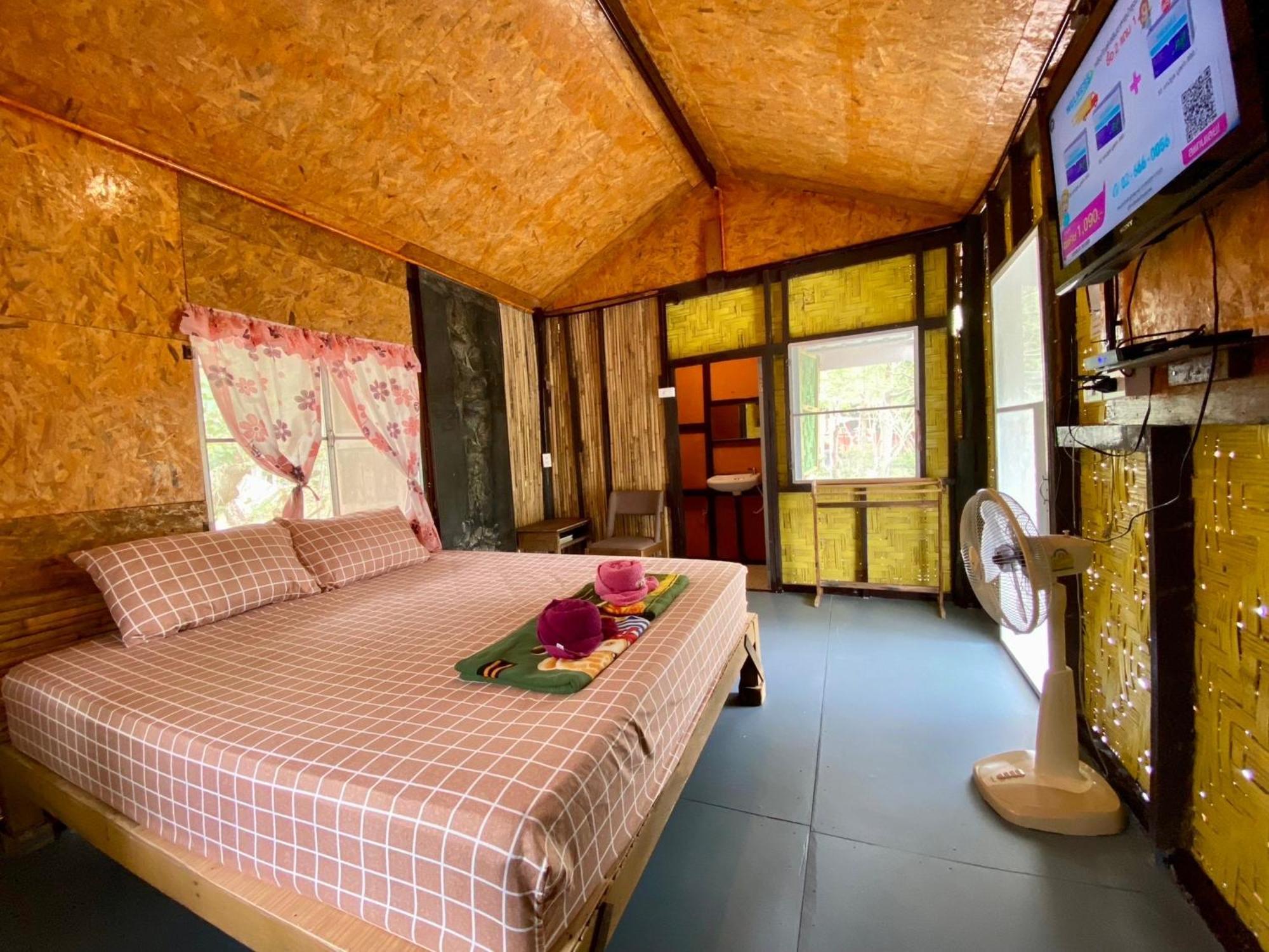 Hotel Numpu Baandin Sam Roi Yot Exterior foto