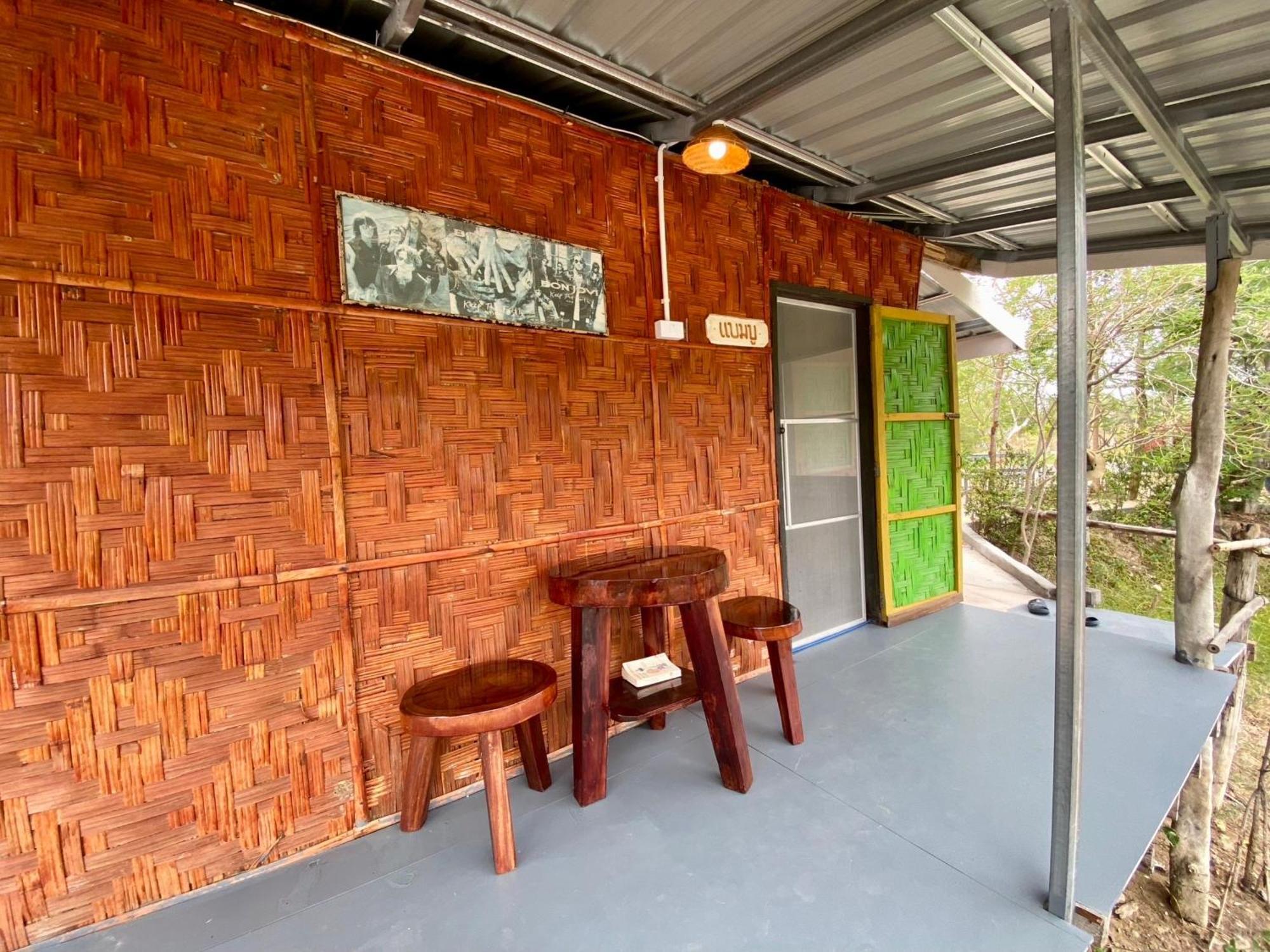 Hotel Numpu Baandin Sam Roi Yot Exterior foto