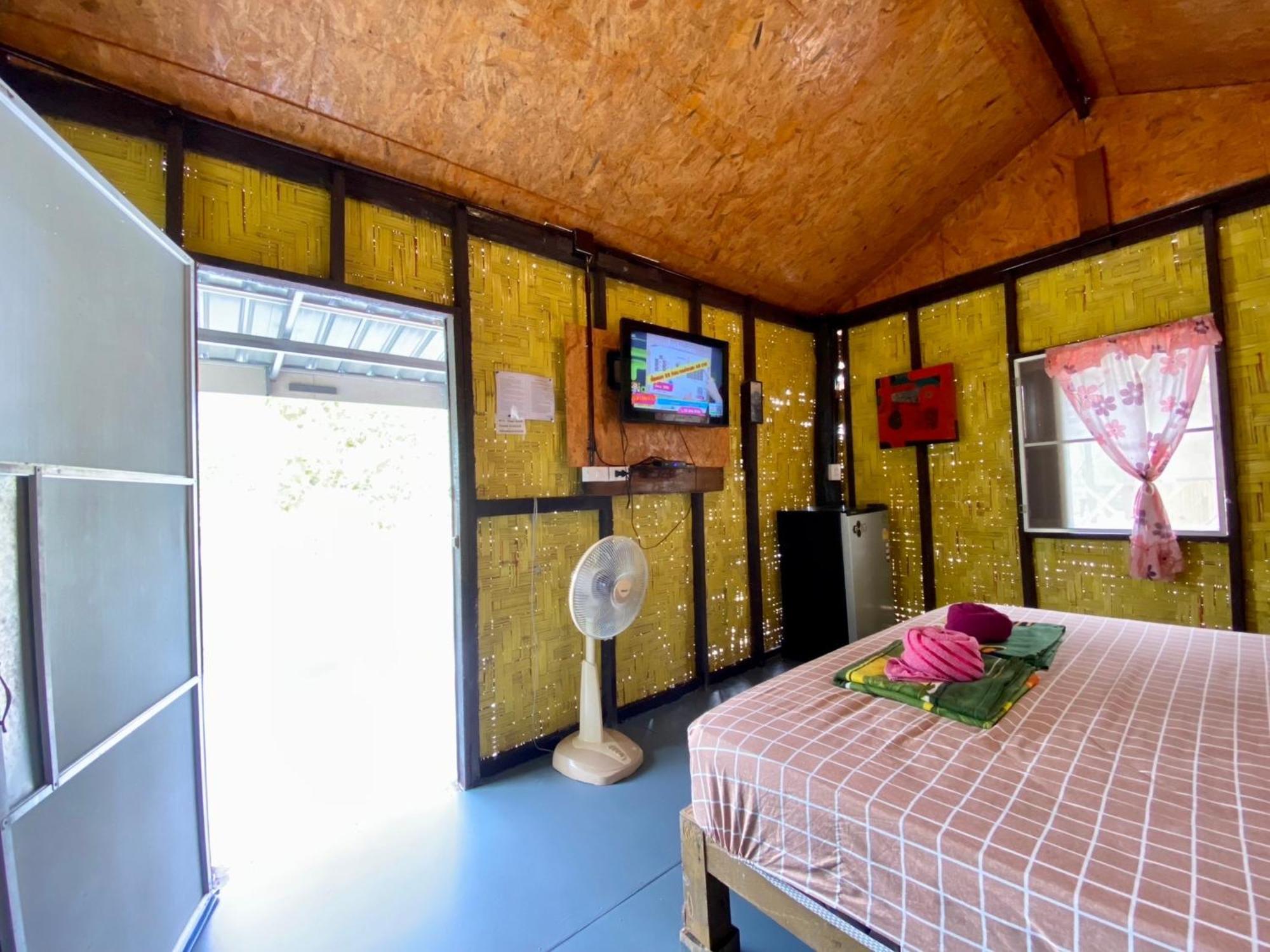 Hotel Numpu Baandin Sam Roi Yot Exterior foto