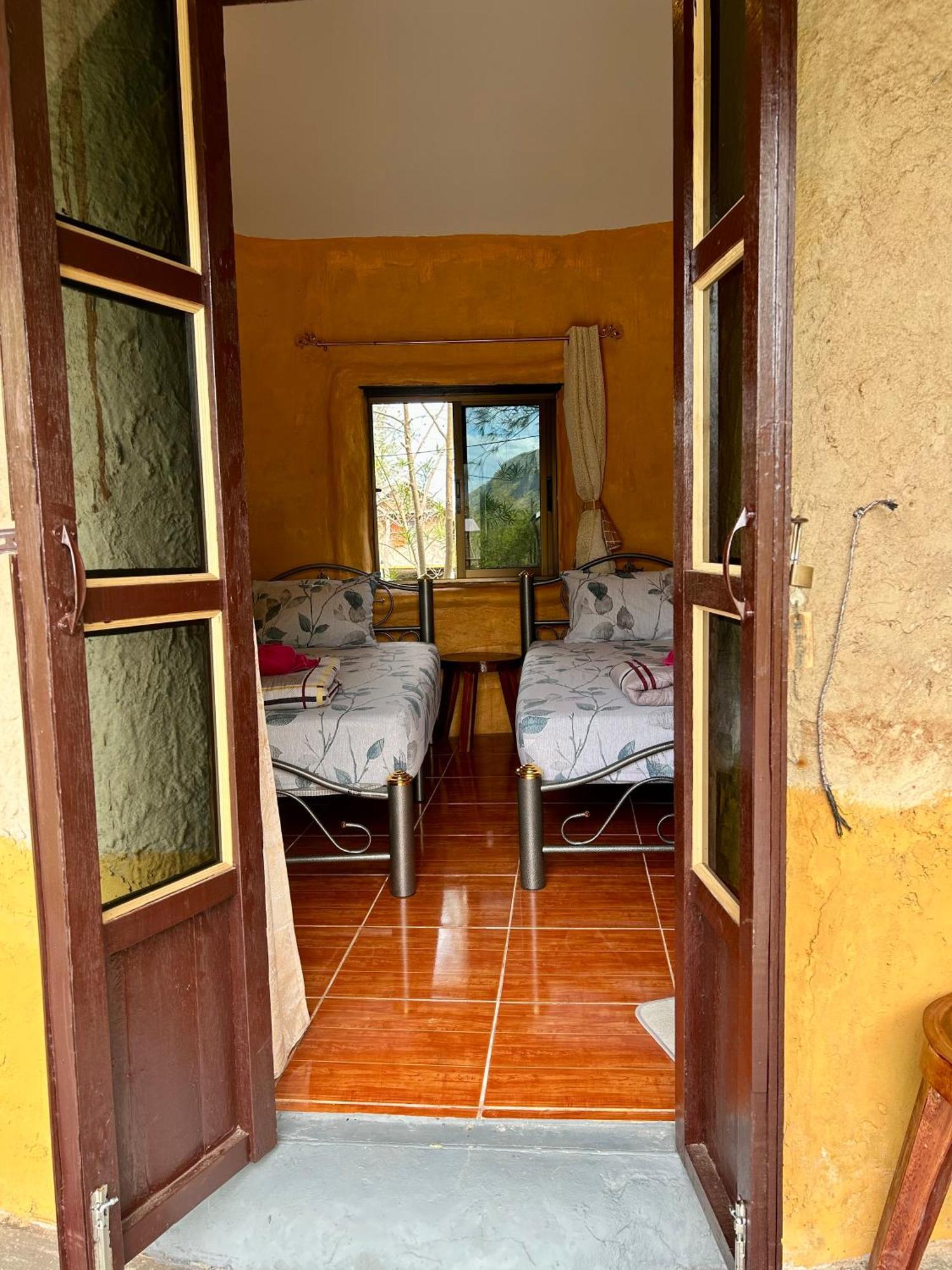 Hotel Numpu Baandin Sam Roi Yot Exterior foto